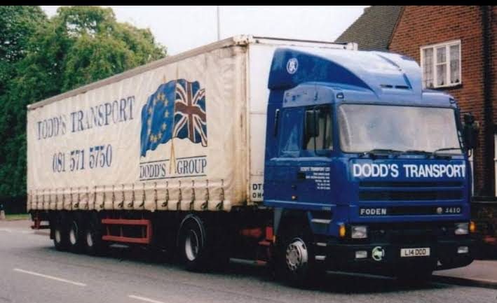 Dodd’s Transport Foden articulated lorry with curtainside trailer