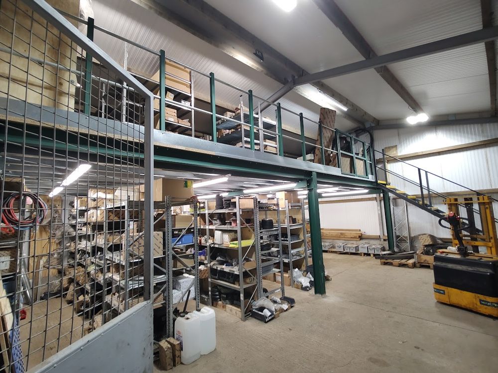 Parts store with mezzanine racking