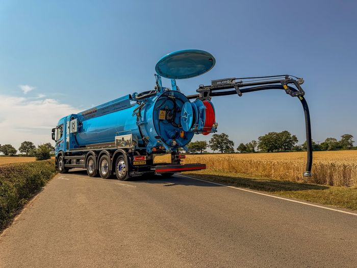 Wrights of Twycross vacuum tanker on a country road